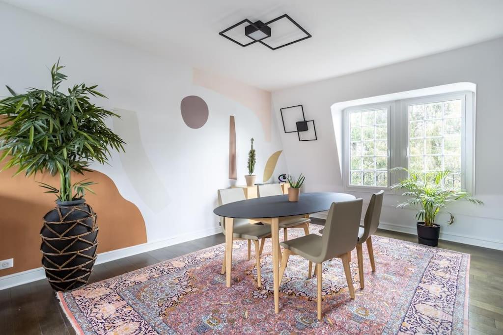 Appartement De 100M2 Dans Un Parc A 20 Mn Du Centre De Paris Garches Zewnętrze zdjęcie
