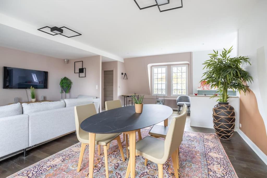 Appartement De 100M2 Dans Un Parc A 20 Mn Du Centre De Paris Garches Zewnętrze zdjęcie